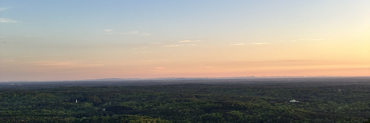 itsmoisespinto's profile banner image