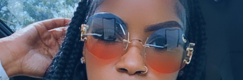 Prettieebee's profile banner image