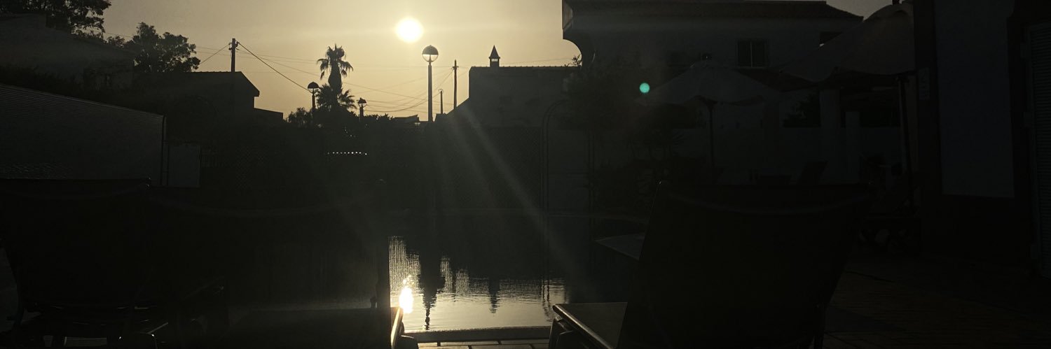 arao_capoco's profile banner image
