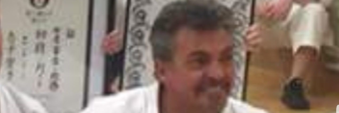 mart_thomas's profile banner image