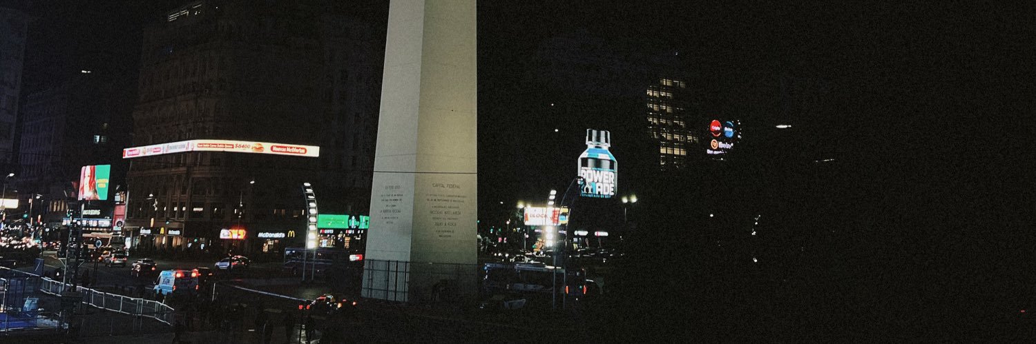 NayaTopp's profile banner image