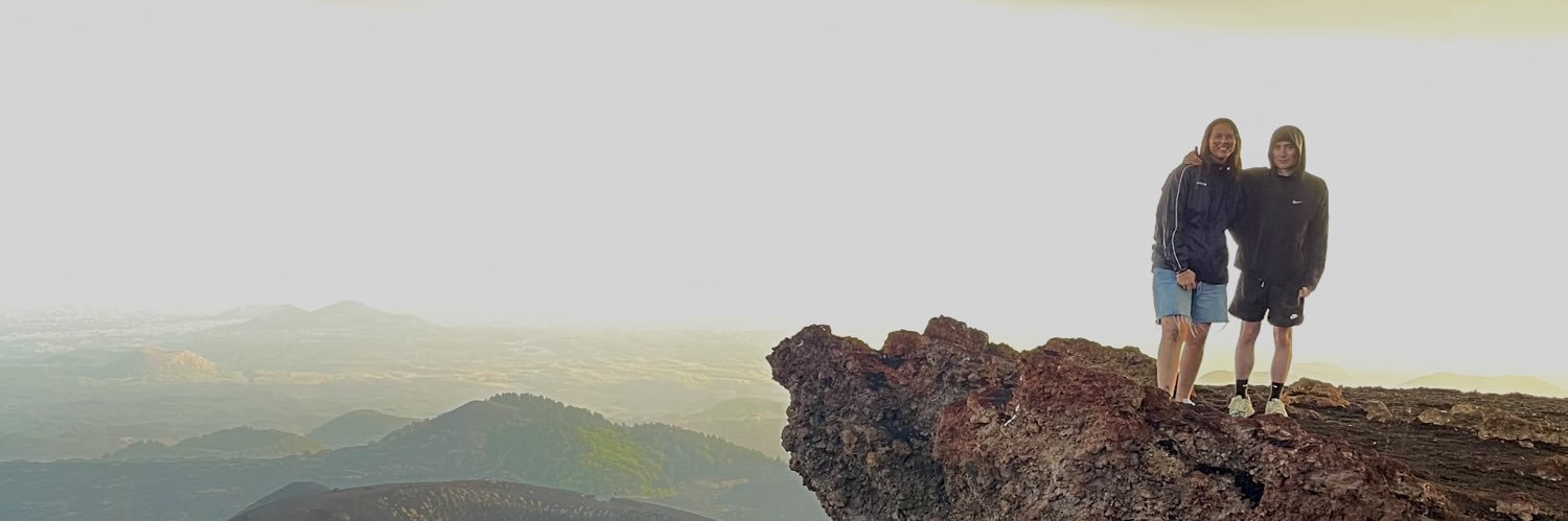 Lisarmani's profile banner image