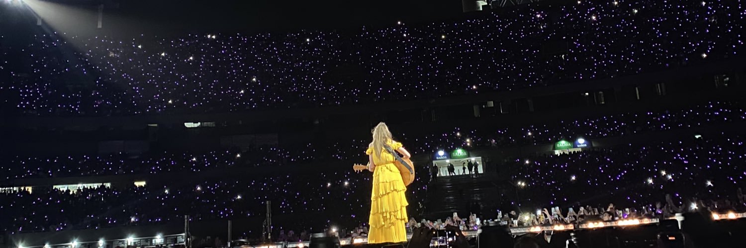 macarena_real's profile banner image