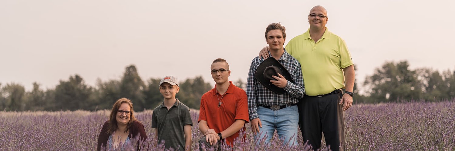 laurabedal's profile banner image
