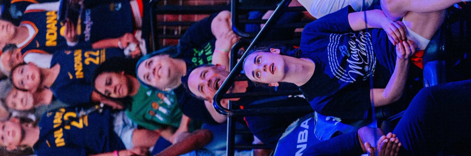 vivi 🌝 banner