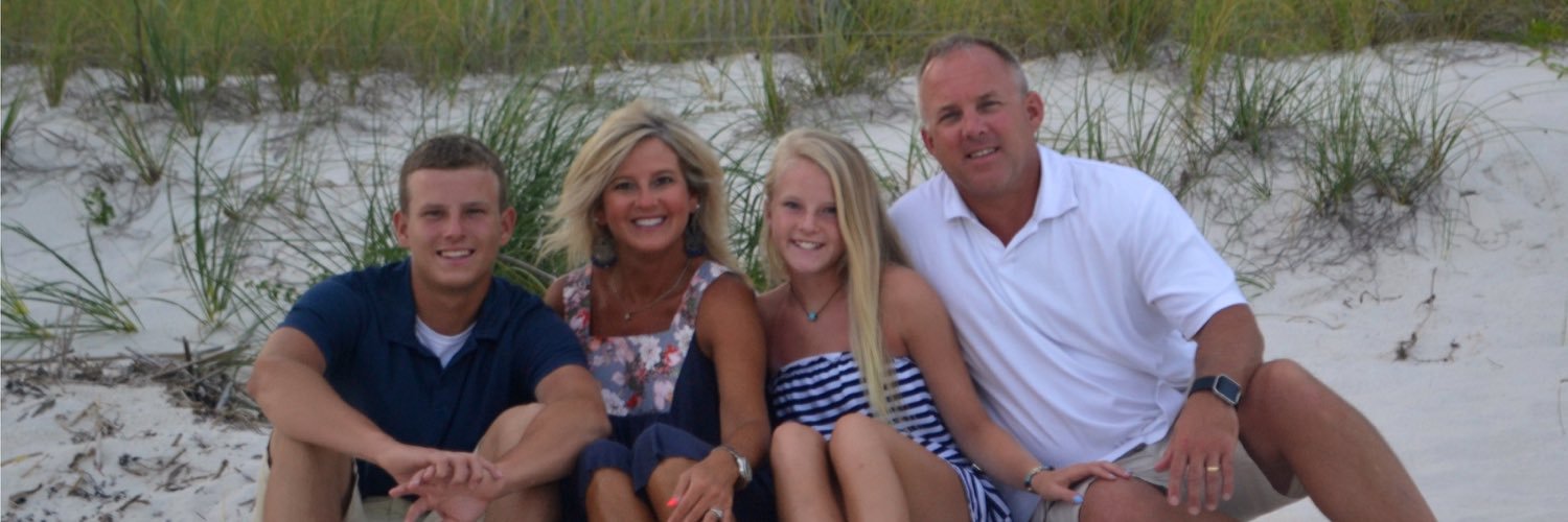 jule_robinson's profile banner image