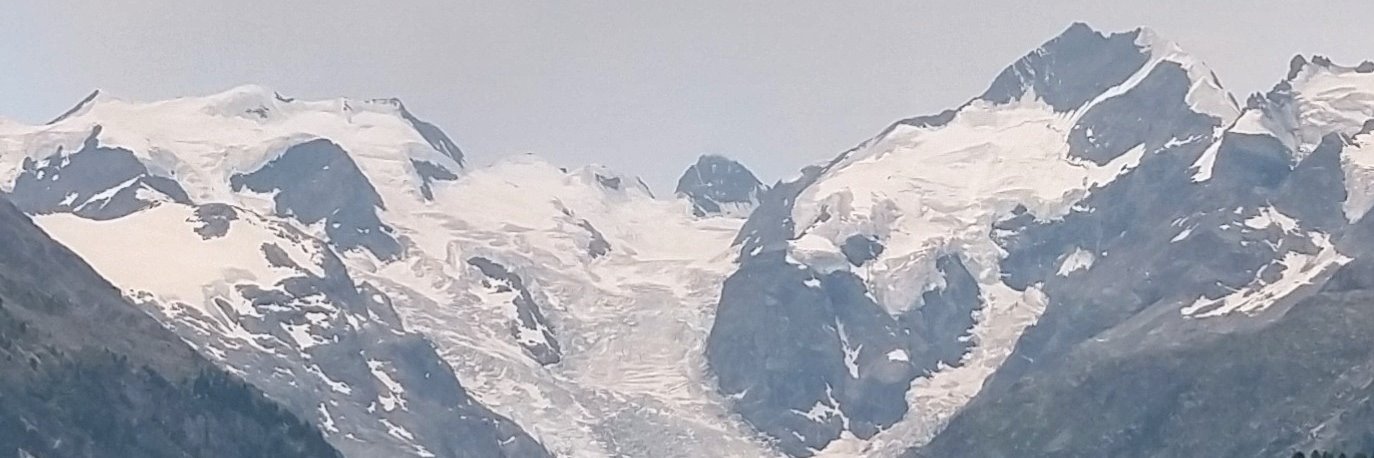 clayriz's profile banner image