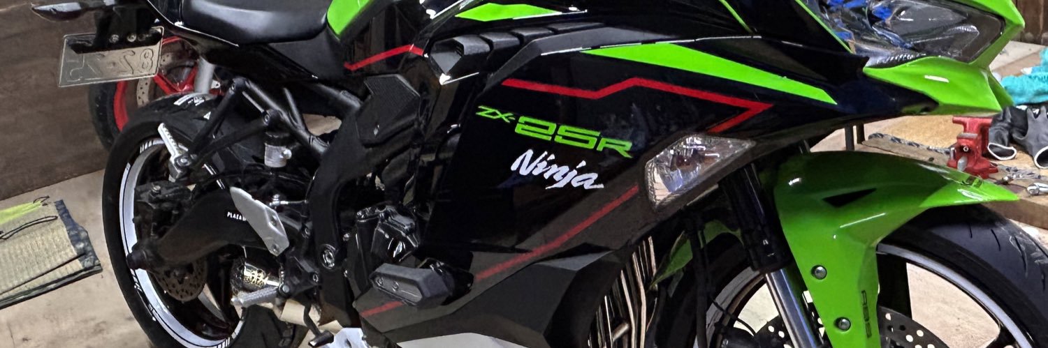3983Eva's profile banner image