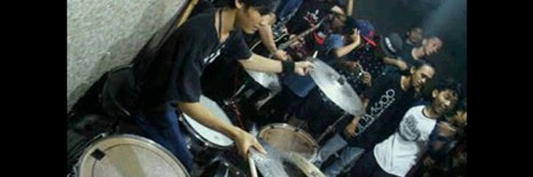 NVRBCKDWNdhc Profile Banner