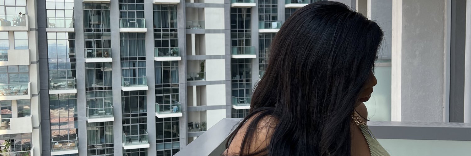 lauryn_098's profile banner image