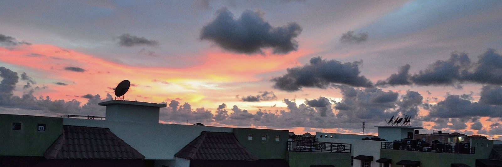 PaulaPerezz_'s profile banner image