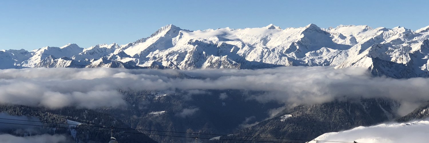 STPJSkiTrip's profile banner image