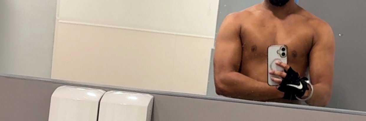 Aaron_3107's profile banner image