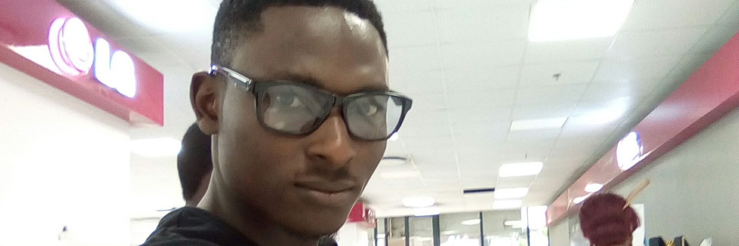 famousseyi's profile banner image