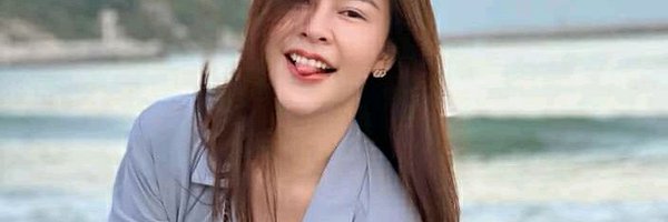 ayun Profile Banner
