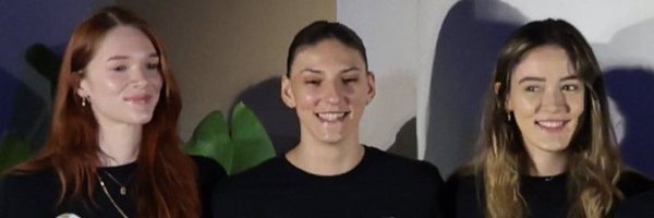 meyi0210 Profile Banner