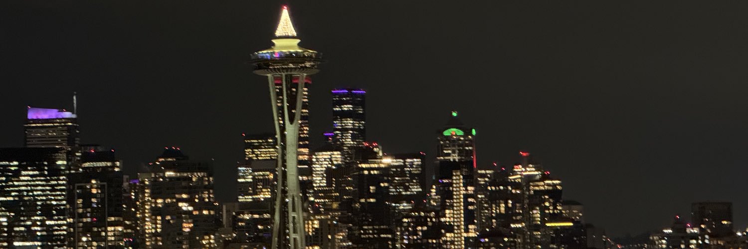 LauraMtnzD's profile banner image