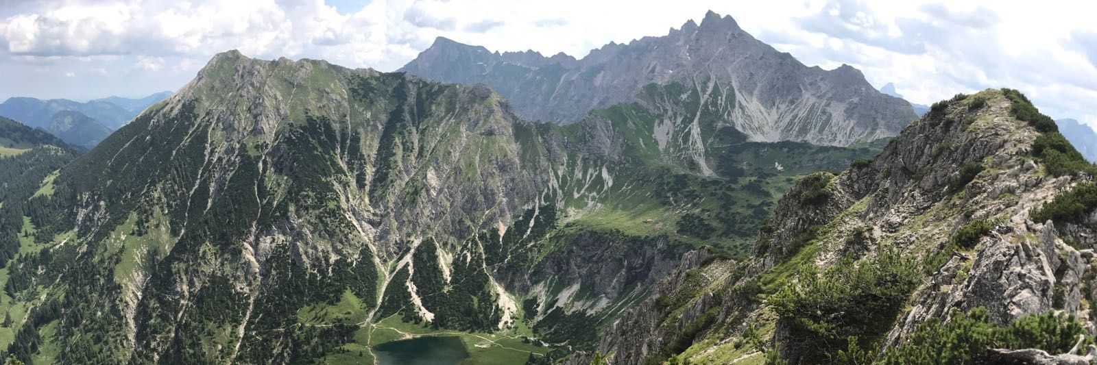mirkolauer's profile banner image