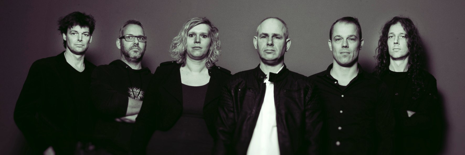 Vintagelive's profile banner image