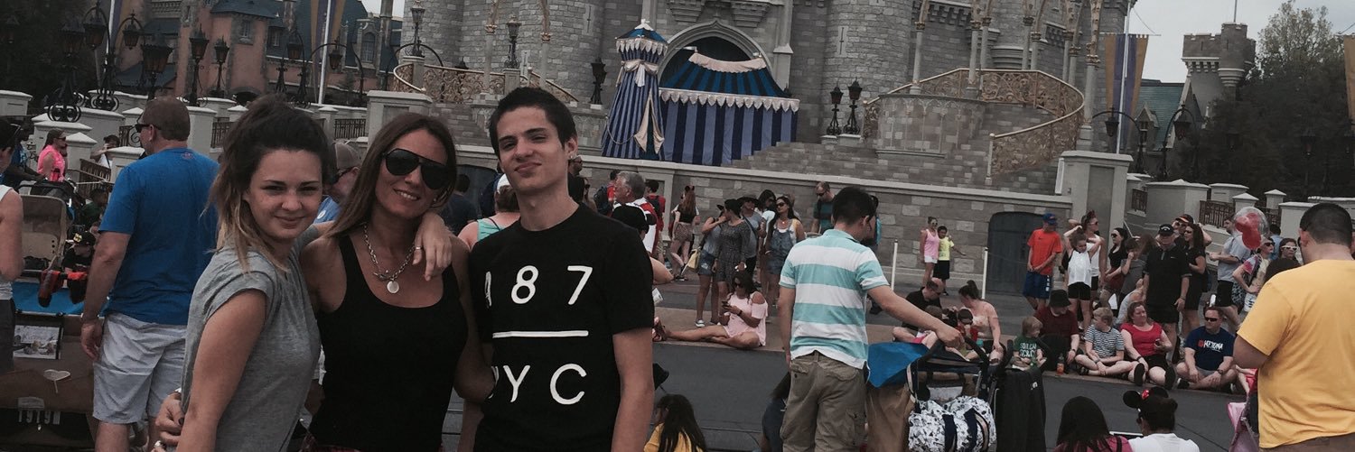 Caro b banner