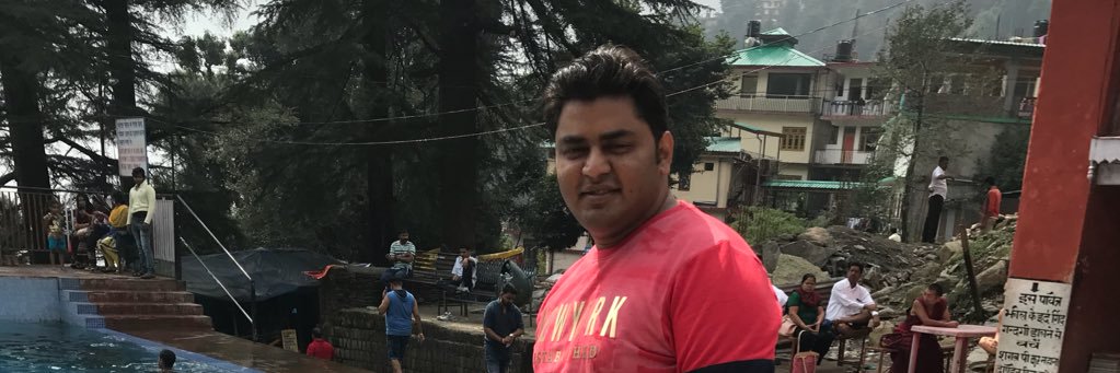 roohanpawar's profile banner image