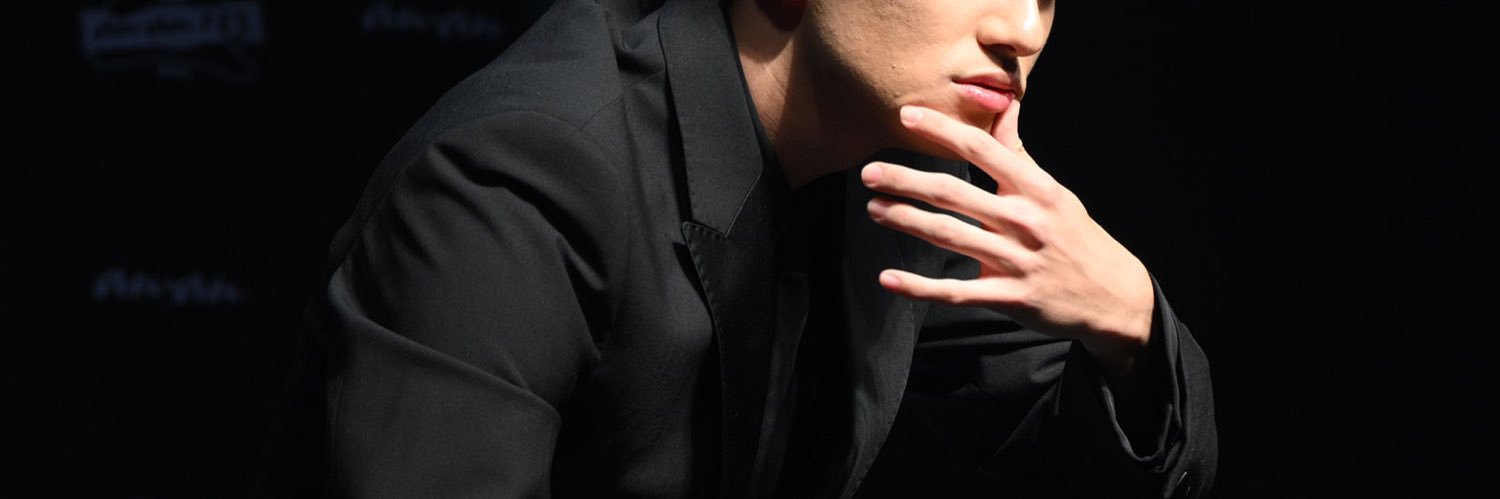 askz0422's profile banner image