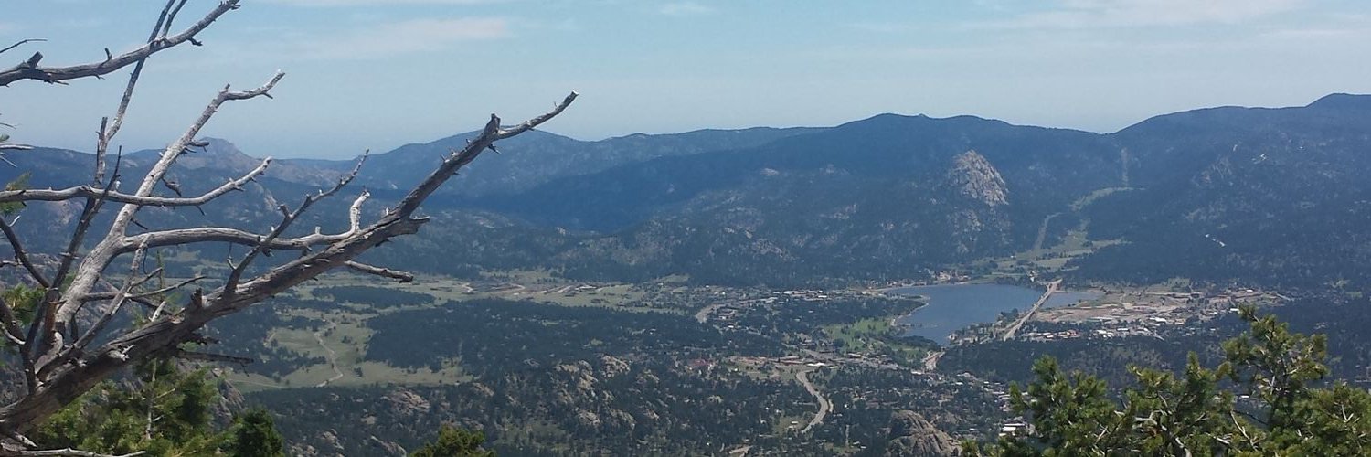bri_aragon's profile banner image