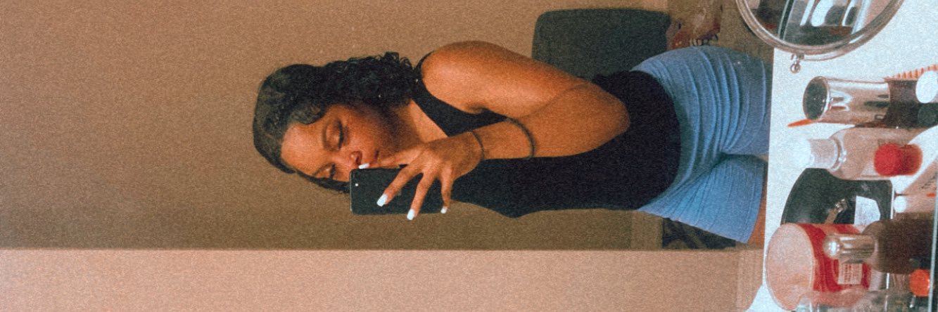 cneshaaa_'s profile banner image