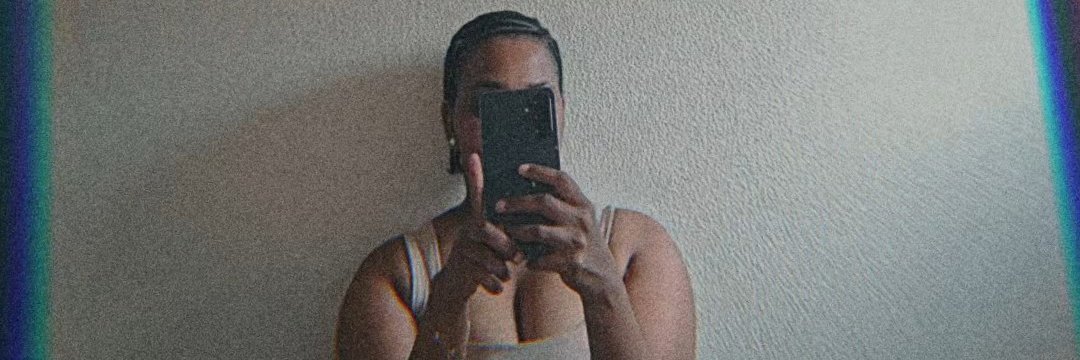 Desiree_Ken's profile banner image