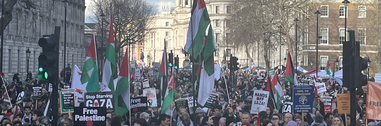 Stop the War Coalition banner