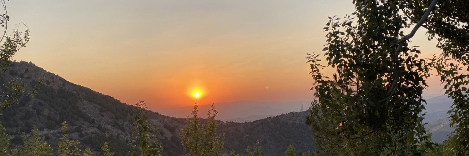 AlbiGonzalez98's profile banner image