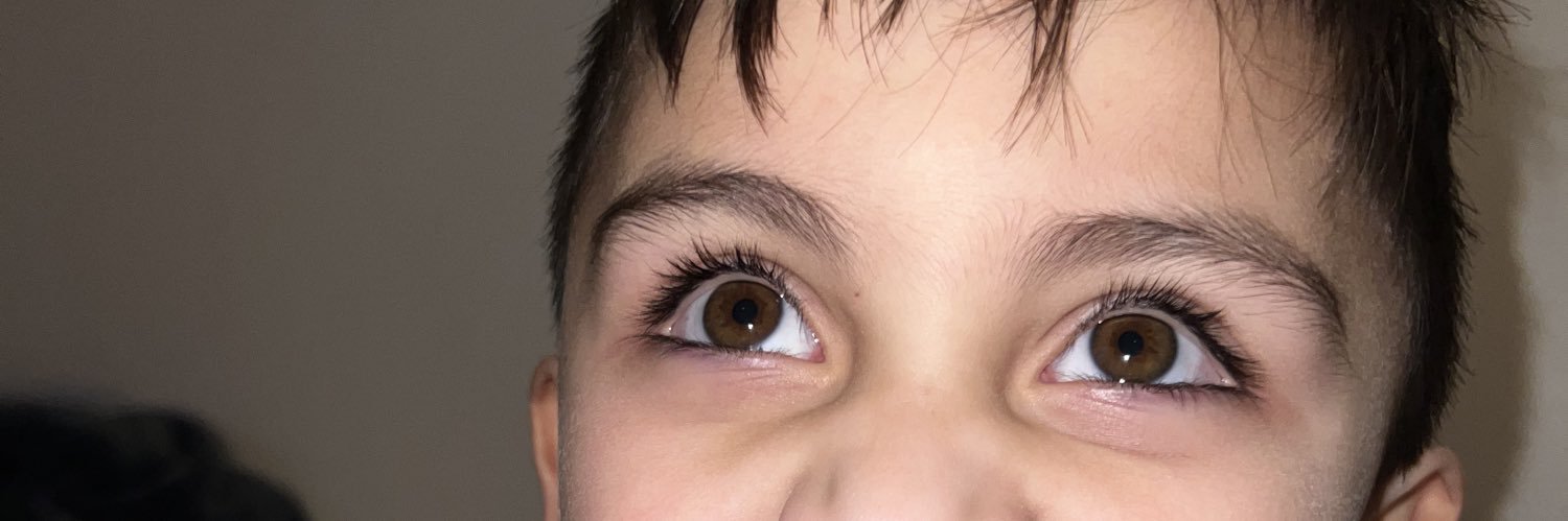 ariellrobertss's profile banner image