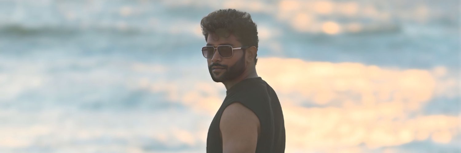 mukeshdevan09's profile banner image