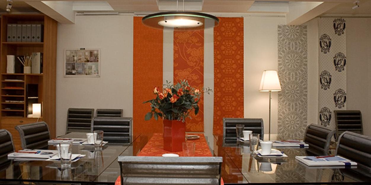 hélène attard banner