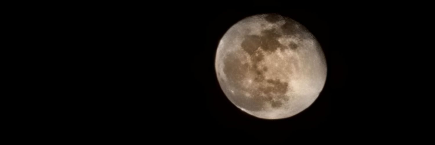 LaurieRaven's profile banner image