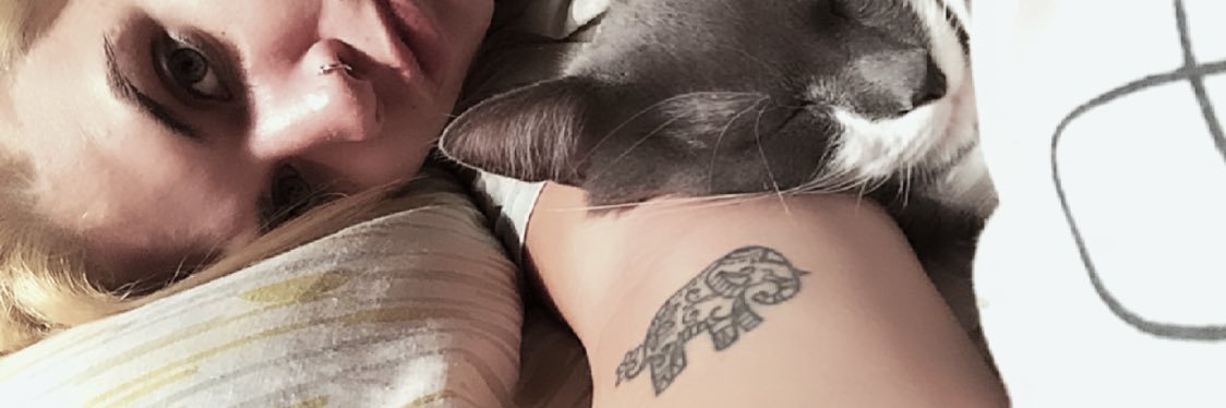 angiiuconde's profile banner image