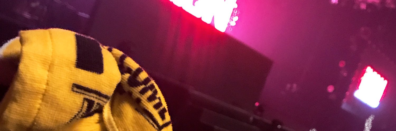 ___m10_'s profile banner image