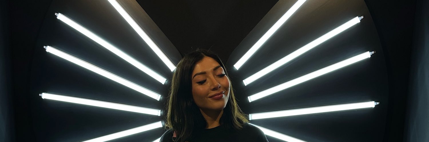 fhermrs's profile banner image