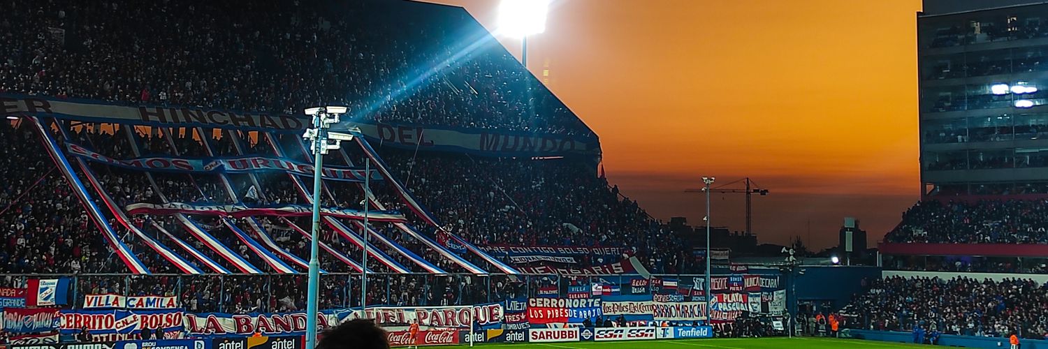 LuuPernas's profile banner image