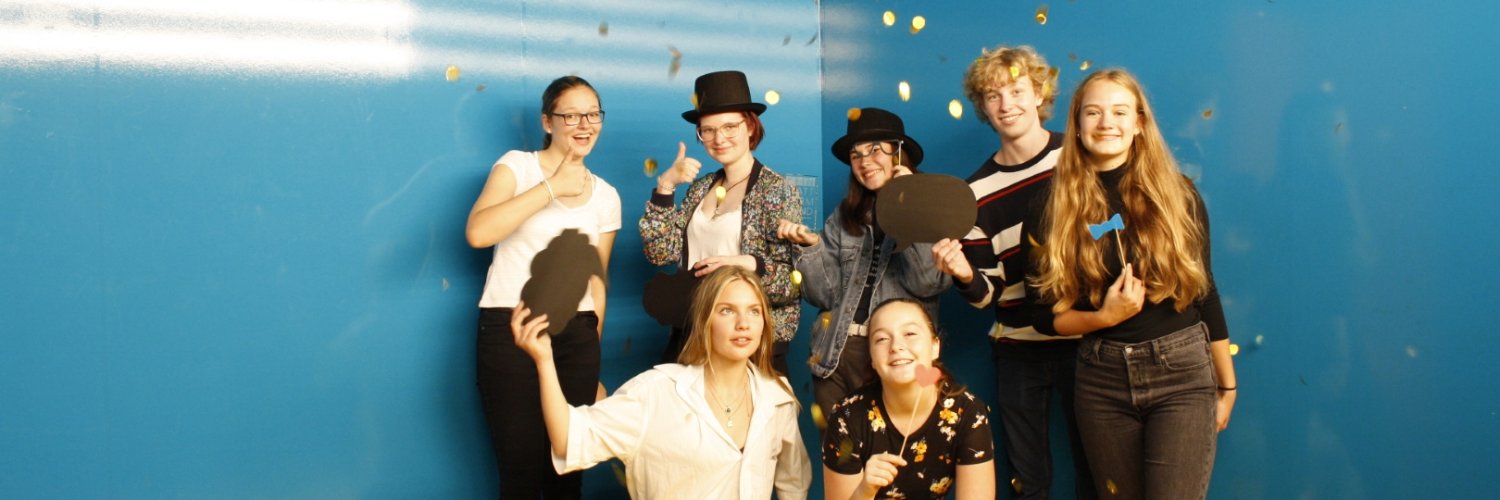 herderzeitung's profile banner image