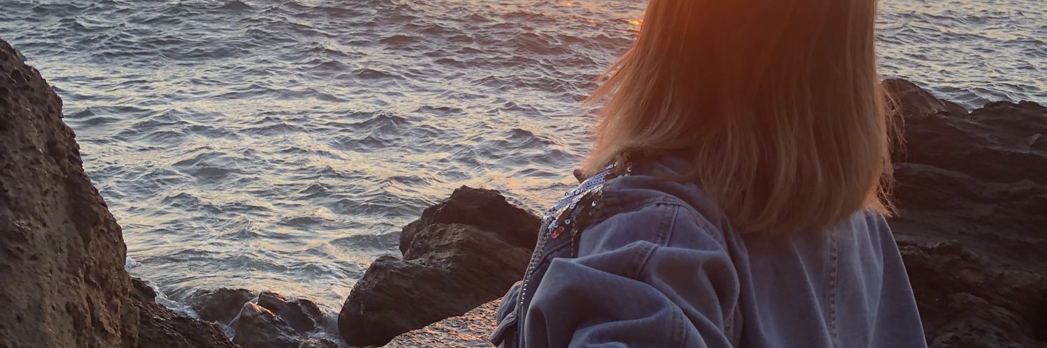 a_inesneves's profile banner image