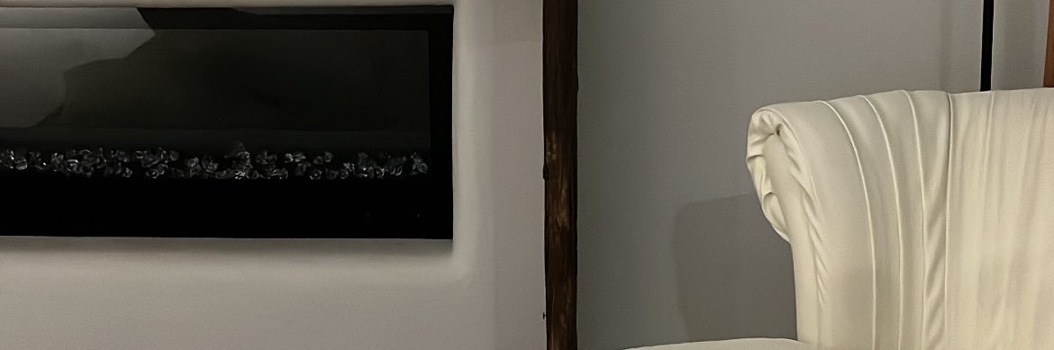 annaberza's profile banner image