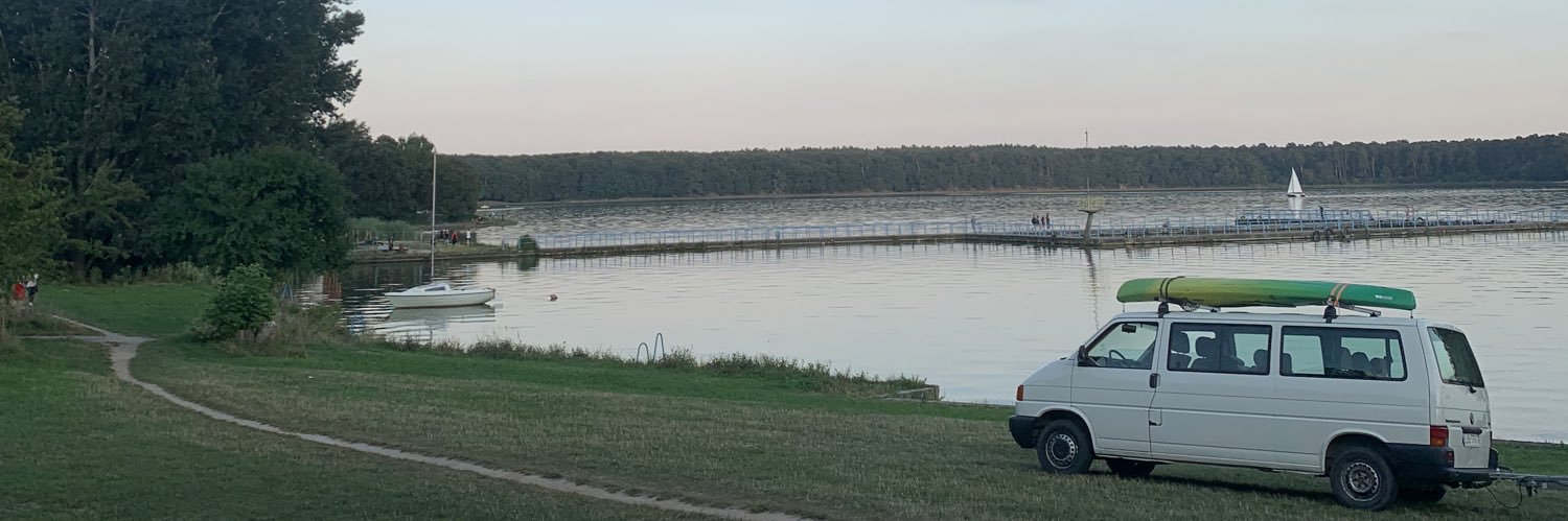 larafp22's profile banner image