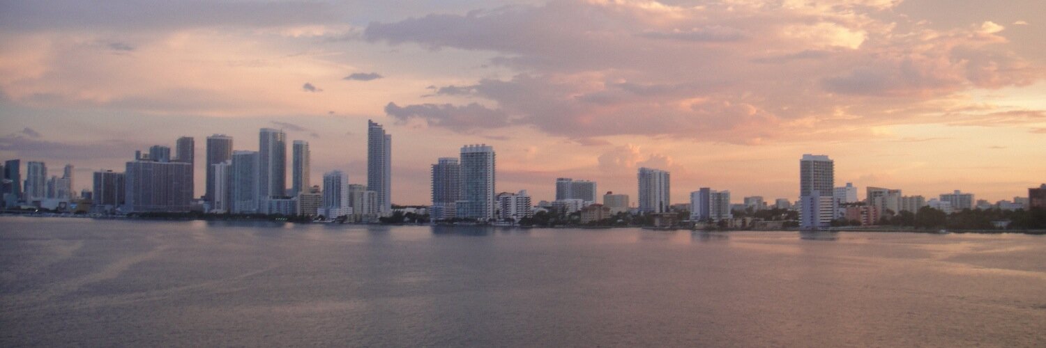 KSIRealty's profile banner image