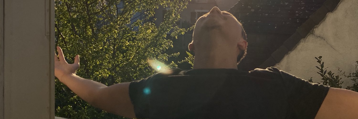 LaugRemi's profile banner image