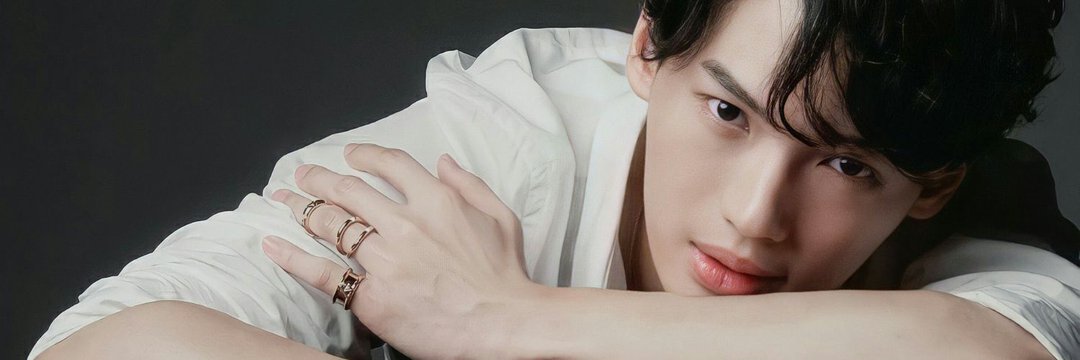 ᕱ⑅ᕱ banner