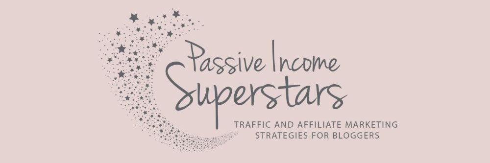 Leanne - travel blogger & blogging coach banner