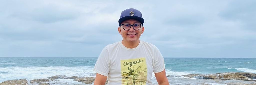 John Rodríguez banner