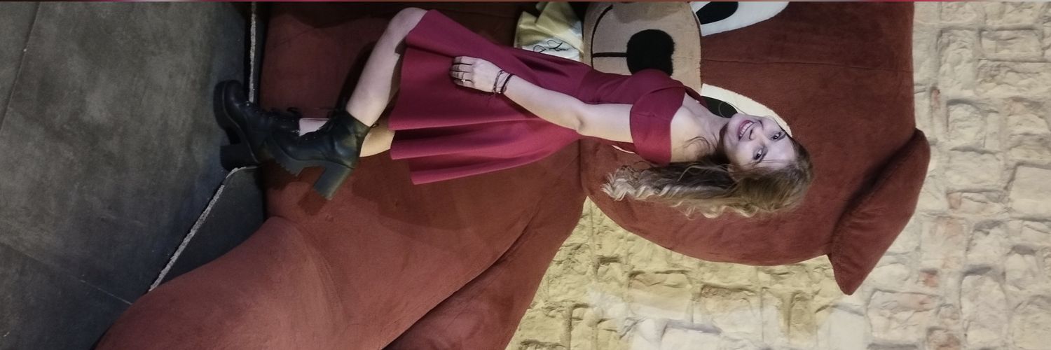 nefinhatuk's profile banner image