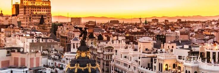 claranvn's profile banner image